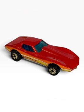 1980 Hot Wheels ‘75 Corvette Stingray Gold GHO Wheels Red Hot Ones Hong Kong